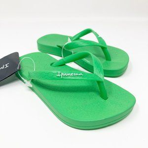 Ipanema Kids Size 9 Green Ana Colors Thong Flip Flop Sandals